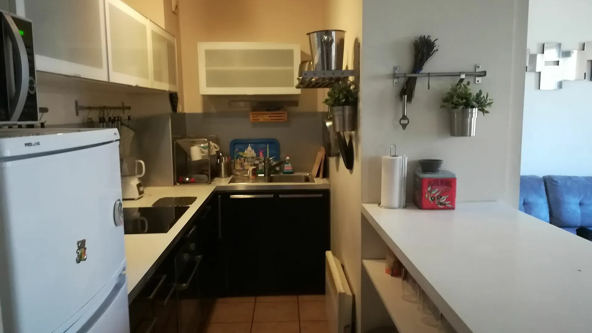 Joli Appartement Meuble Dans Le Panier Marseille Apartman